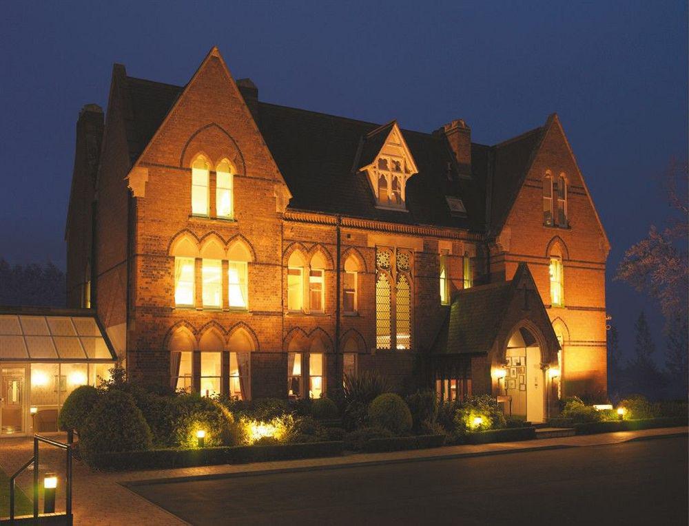Ettington Chase 호텔 외부 사진